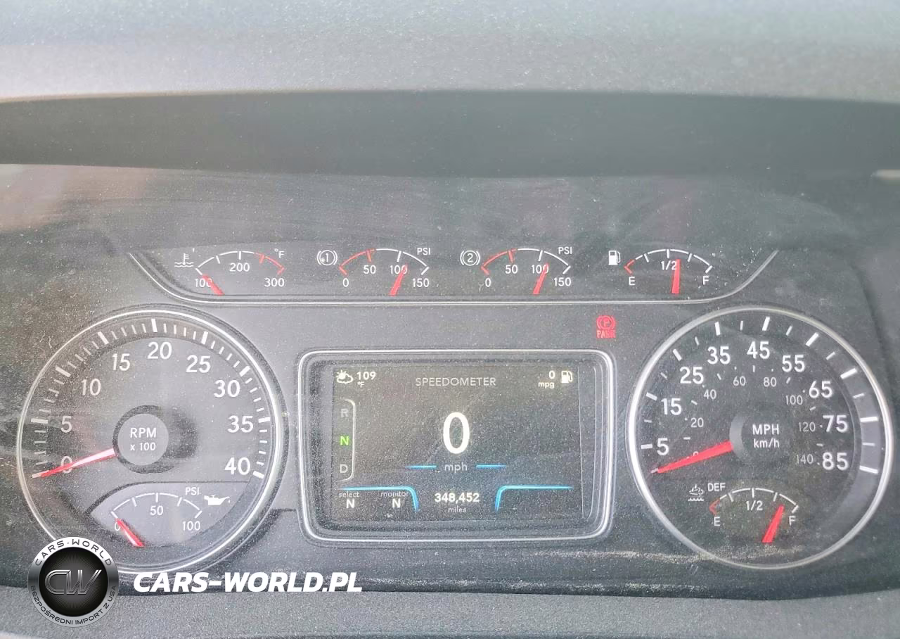 2020 International Mv607 Box Truck VIN:3HAEUMML5LL849016 - 8