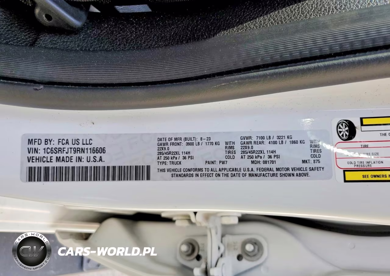2024 Ram 1500 Laramie VIN:1C6SRFJT9RN116606 - 12