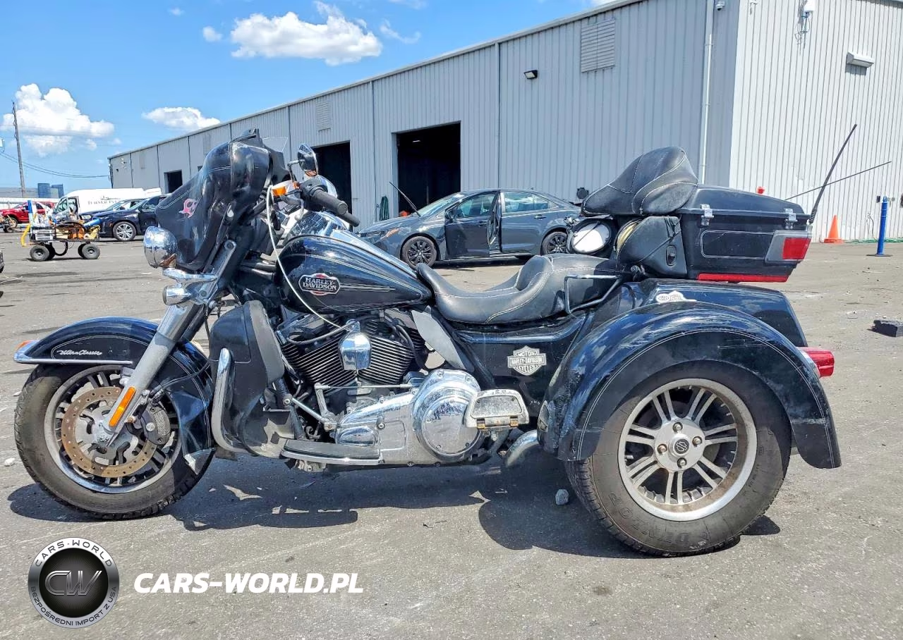 2009 Harley-Davidson Flhtcutg VIN:1HD1MAM149Y853547 - 3