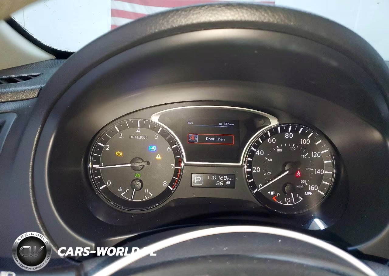 2015 Nissan Altima 2.5 S VIN:1N4AL3APXFN303183 - 9