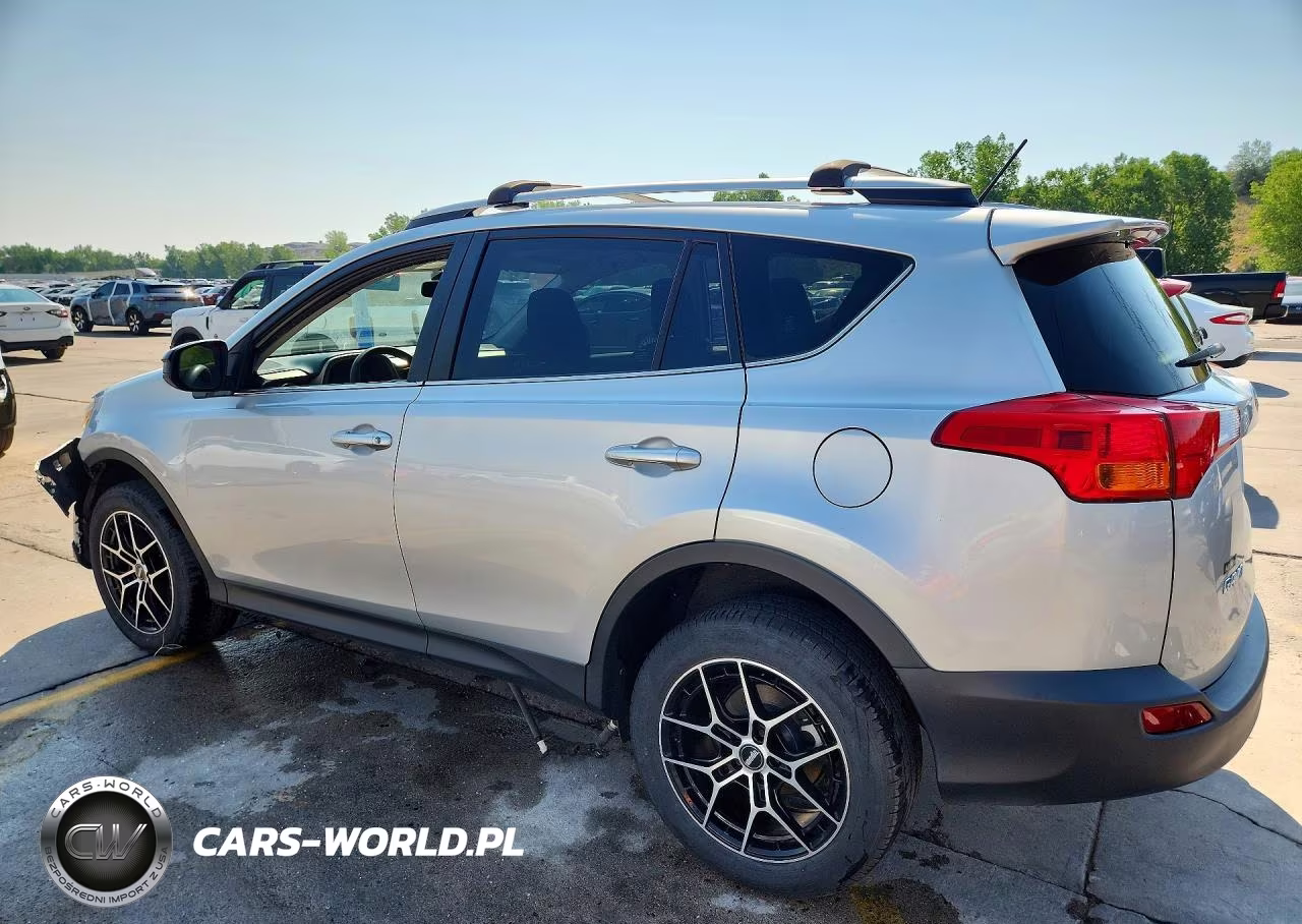 2015 Toyota Rav4 Le VIN:JTMBFREVXFD170934 - 2