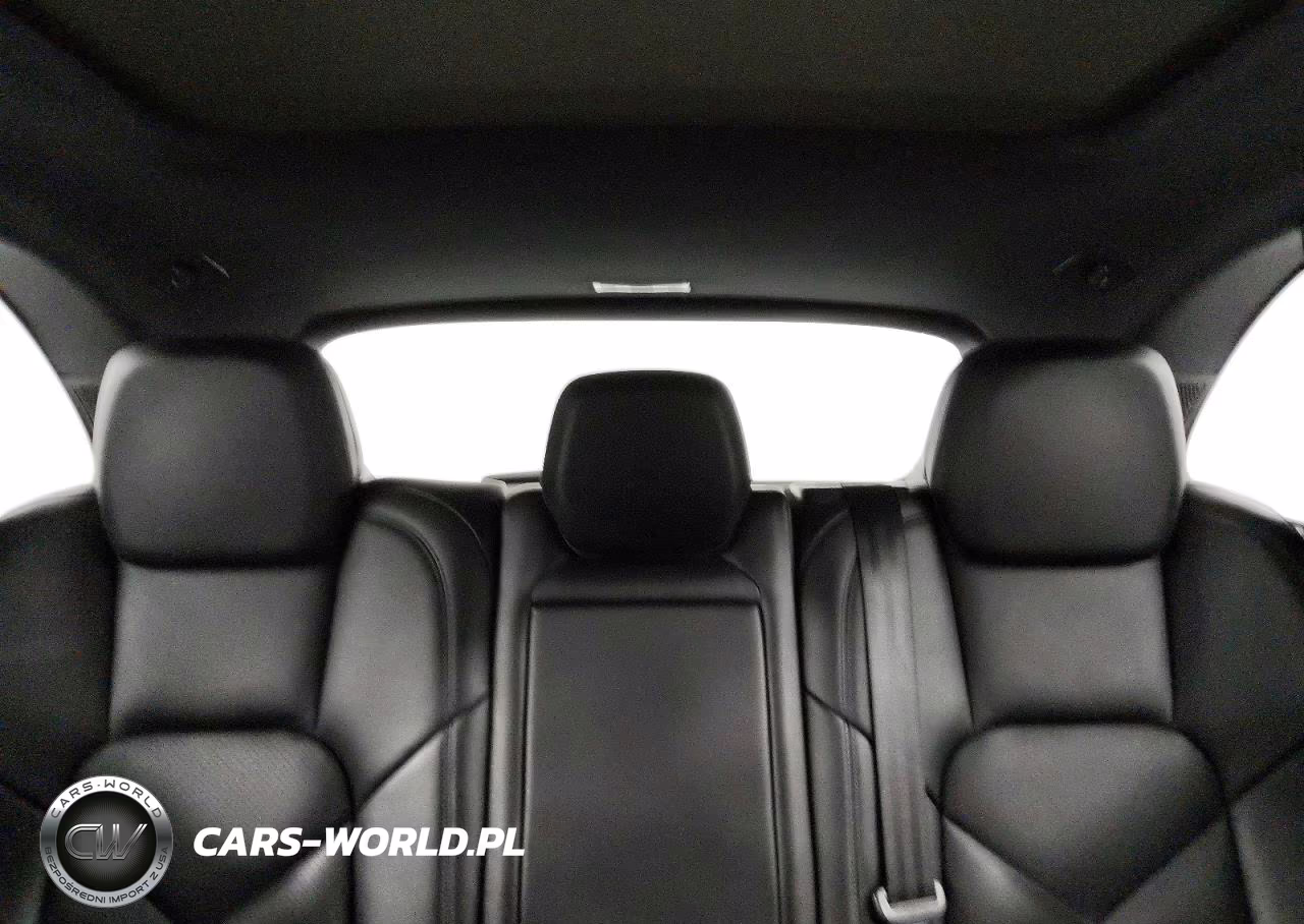 2016 Porsche Cayenne VIN:WP1AA2A24GKA13215 - 10