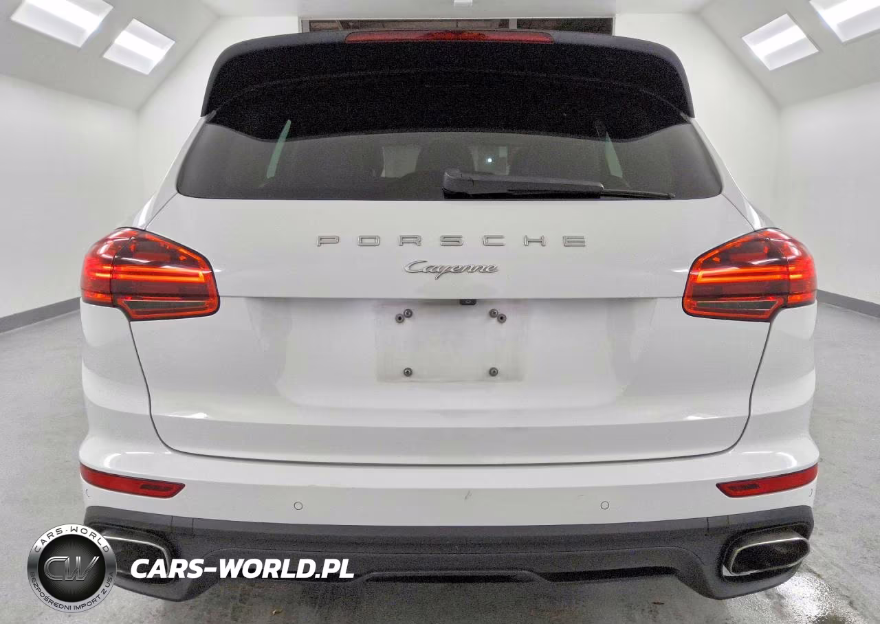 2016 Porsche Cayenne VIN:WP1AA2A24GKA13215 - 6