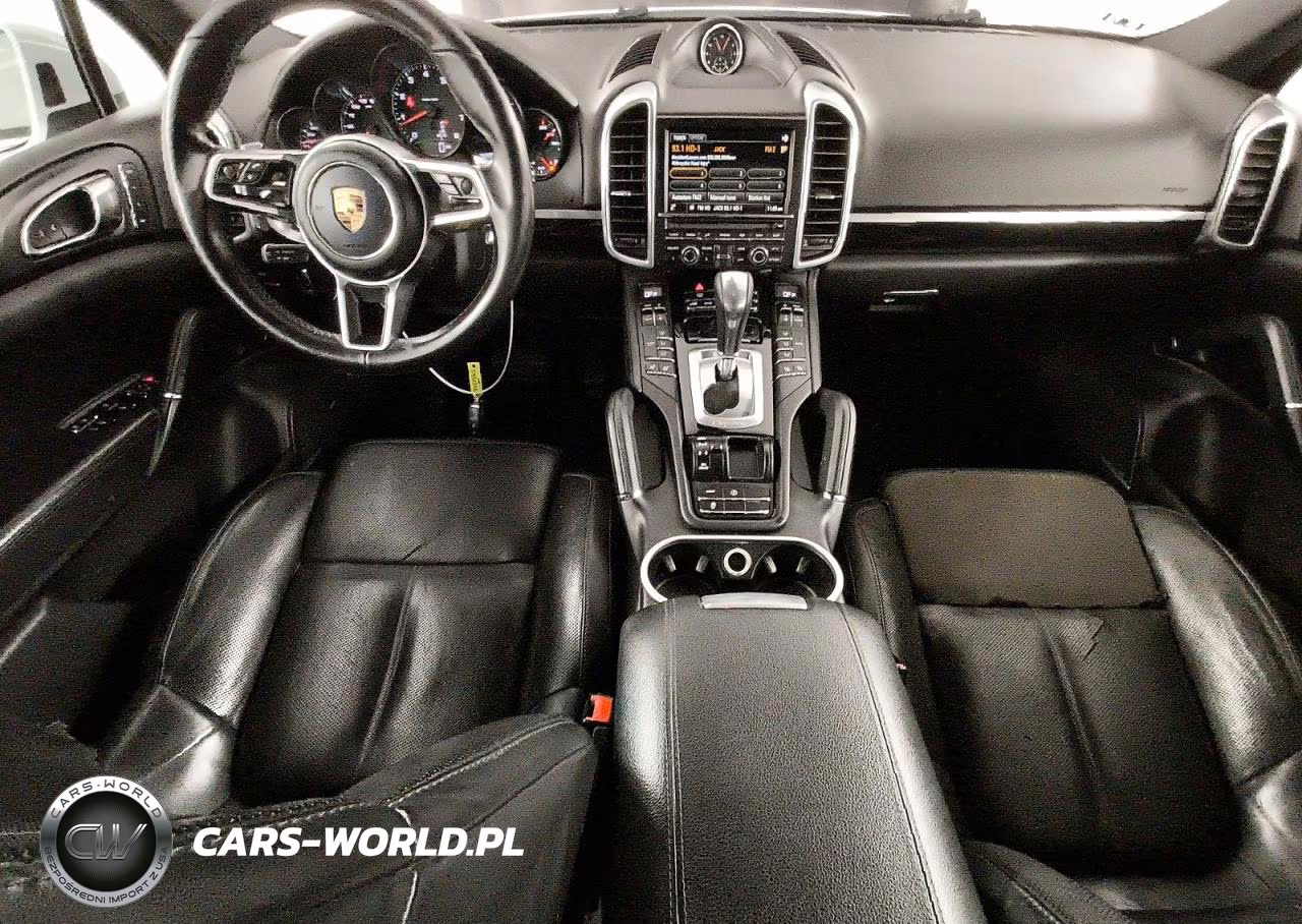 2016 Porsche Cayenne VIN:WP1AA2A24GKA13215 - 8