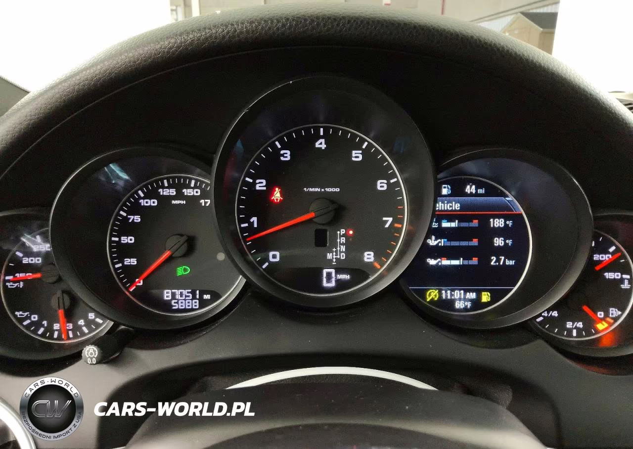 2016 Porsche Cayenne VIN:WP1AA2A24GKA13215 - 9