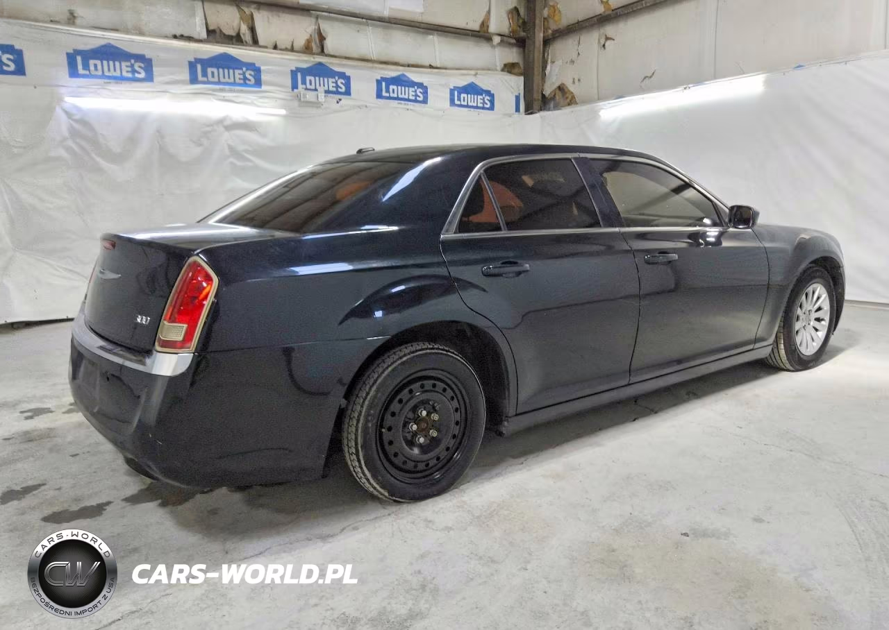 2013 Chrysler 300 VIN:2C3CCAAG2DH728365 - 3