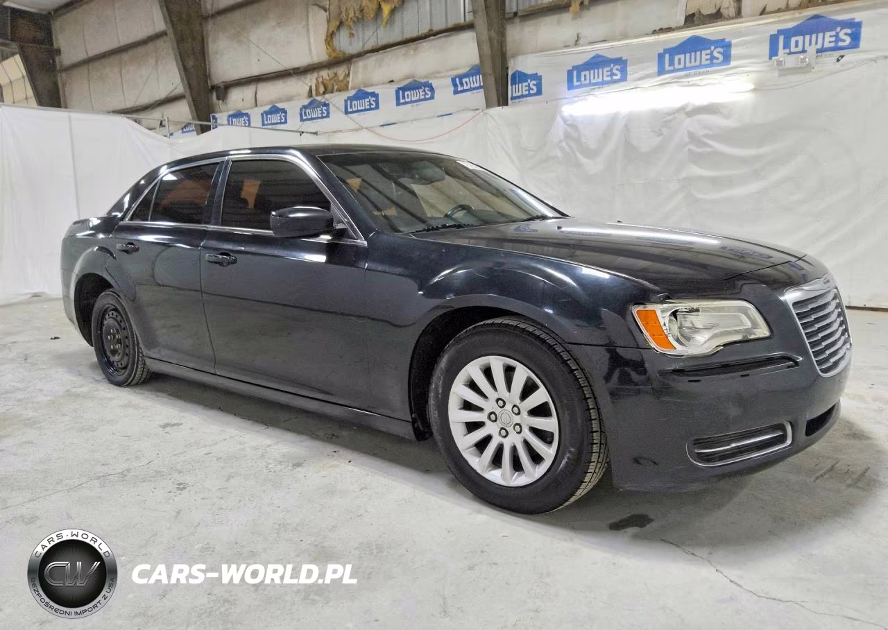 2013 Chrysler 300 VIN:2C3CCAAG2DH728365 - 4