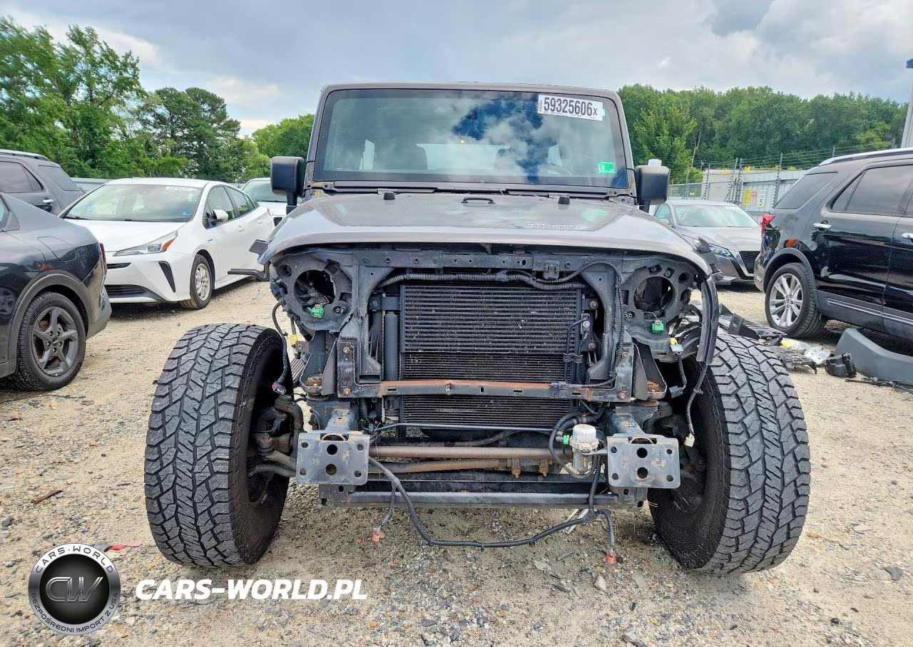2017 Jeep Wrangler Unlimited Sport VIN:1C4BJWDG2HL551413 - 5