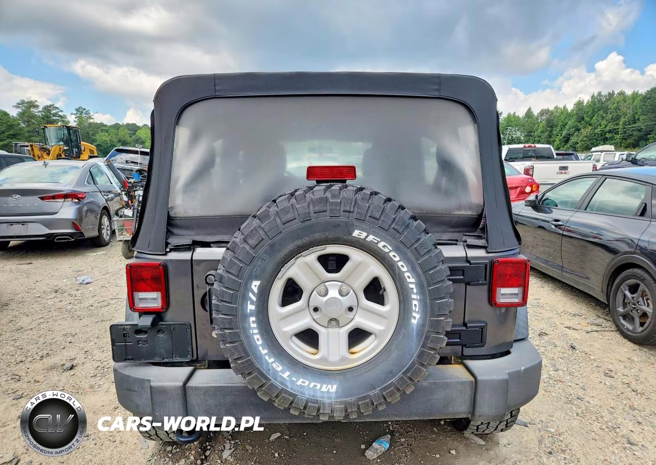 2017 Jeep Wrangler Unlimited Sport VIN:1C4BJWDG2HL551413 - 6