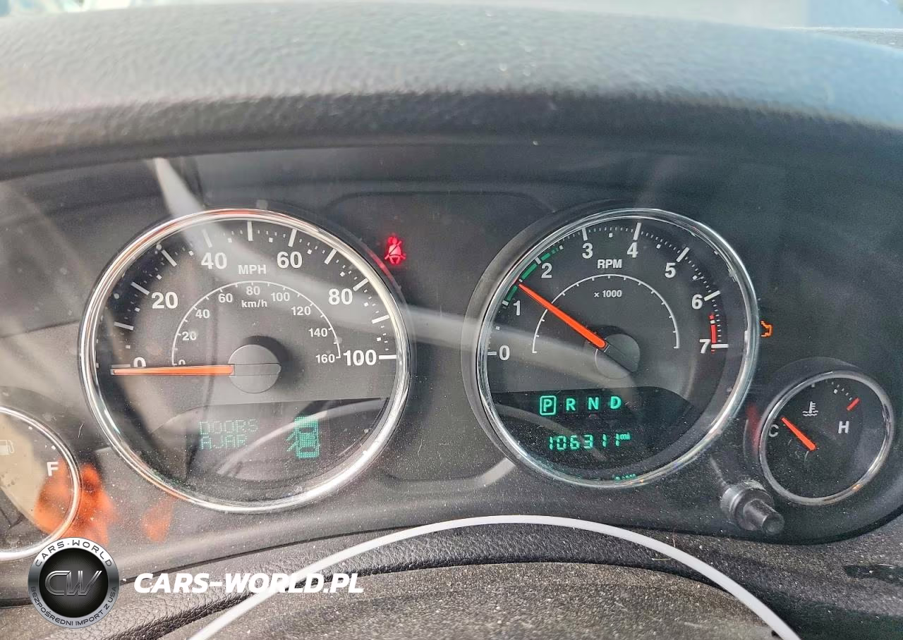 2017 Jeep Wrangler Unlimited Sport VIN:1C4BJWDG2HL551413 - 9