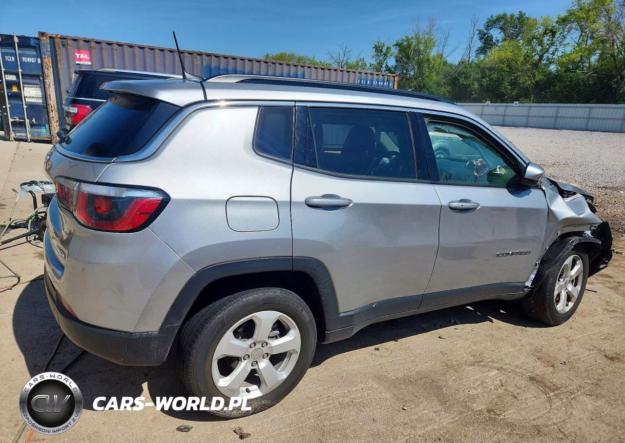 2019 Jeep Compass Altitude 4Wd VIN:3C4NJDBBXKT714393 - 3