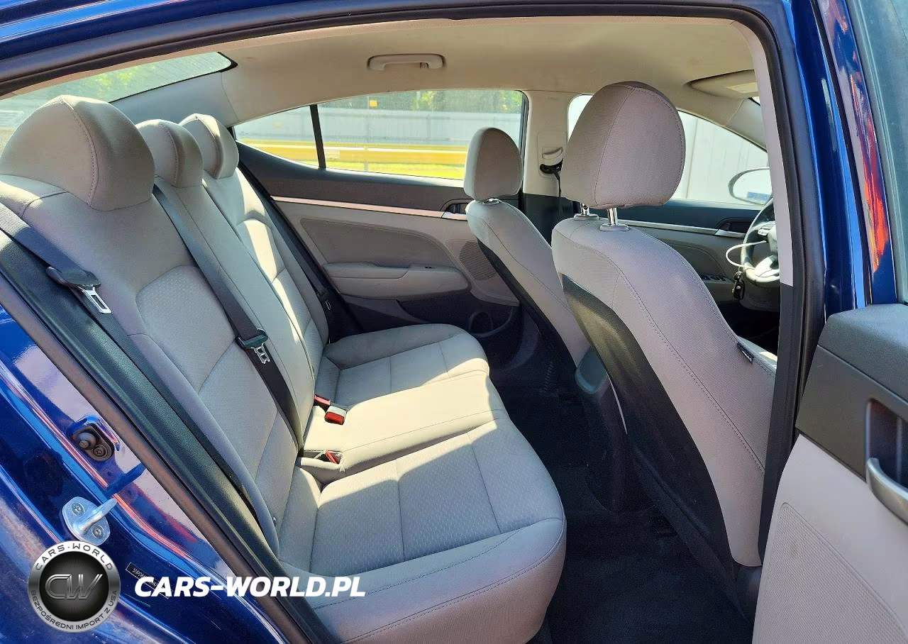 2019 Hyundai Elantra Sel VIN:5NPD84LF0KH479429 - 10