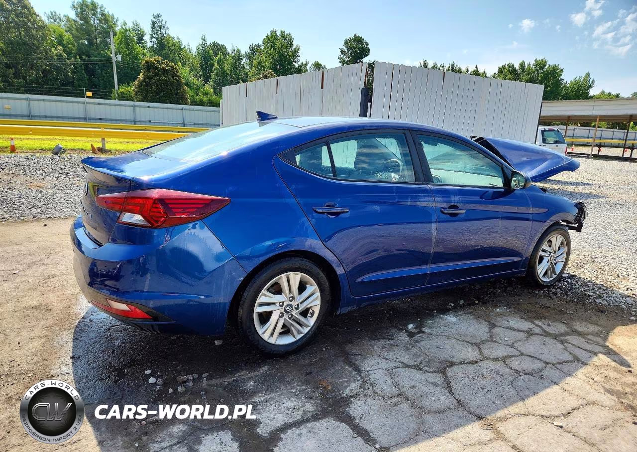 2019 Hyundai Elantra Sel VIN:5NPD84LF0KH479429 - 3