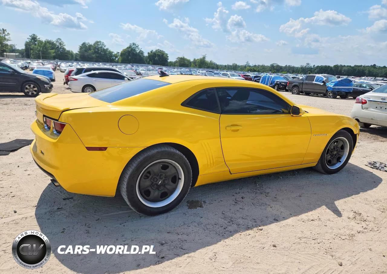 2012 Chevrolet Camaro Ls VIN:2G1FA1E30C9152721 - 3