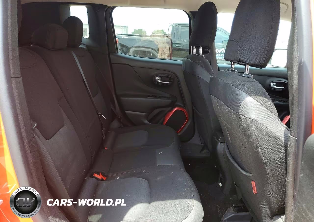 2015 Jeep Renegade Trailhawk VIN:ZACCJBCT0FPB67625 - 10