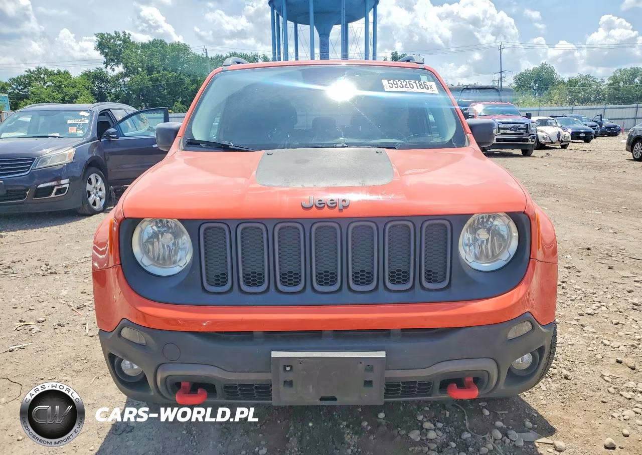 2015 Jeep Renegade Trailhawk VIN:ZACCJBCT0FPB67625 - 5
