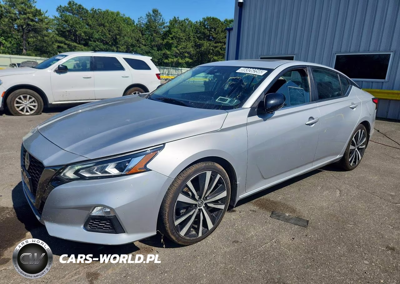 2021 Nissan Altima Sr – zdjęcie 1 z 12
