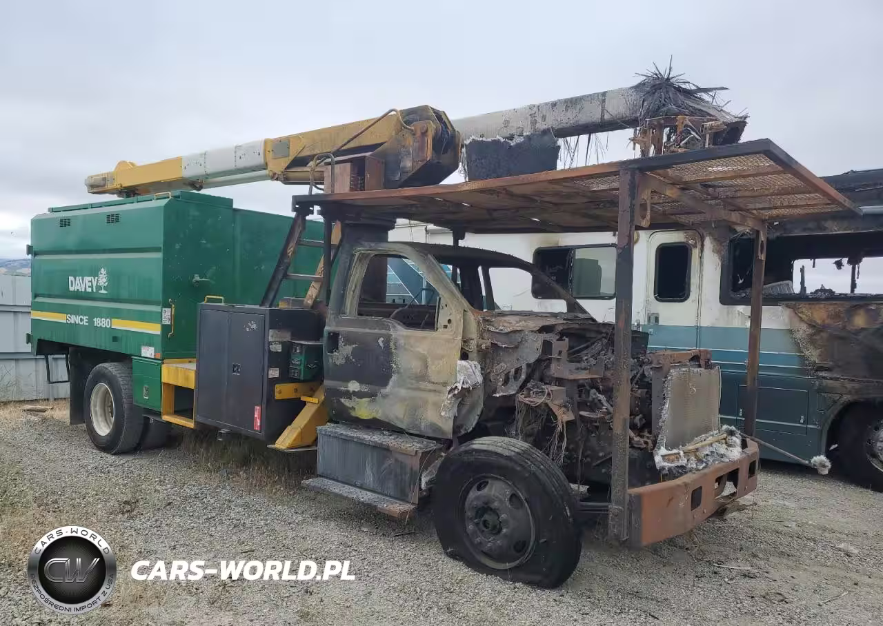 2016 Ford F750 Super Duty Forestry Bucket Truck