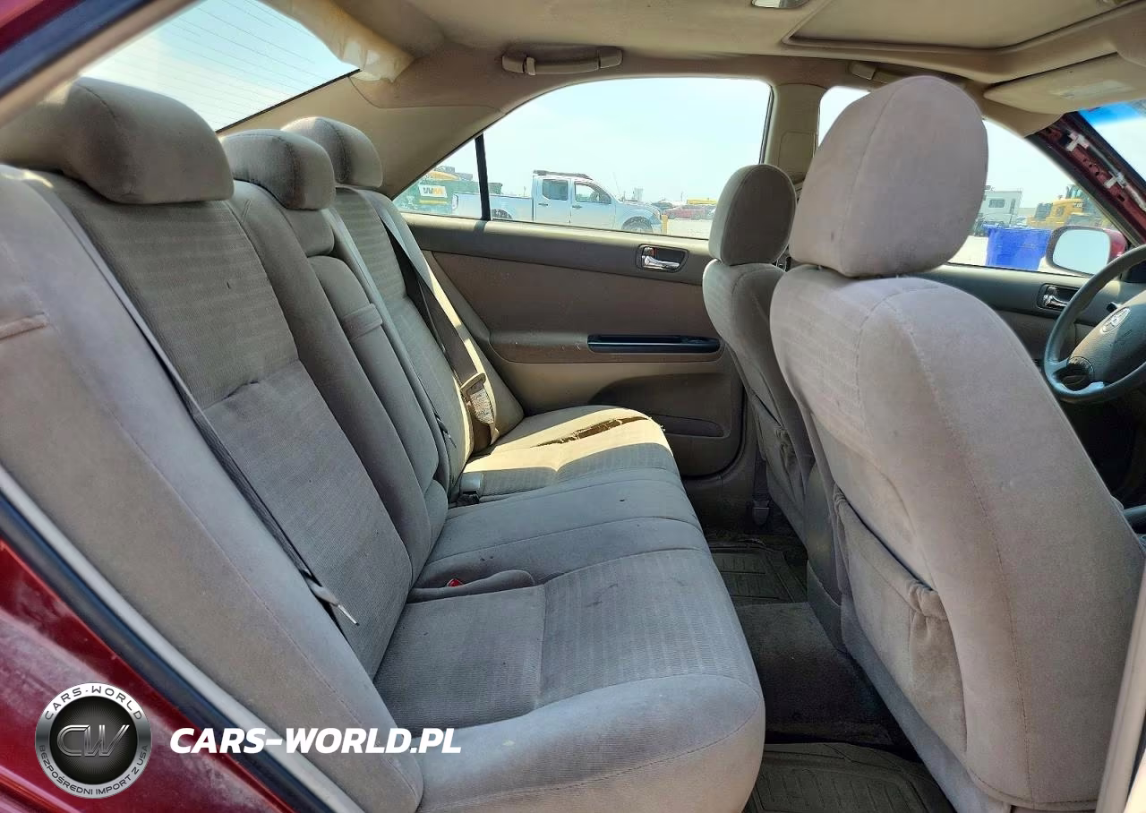 2005 Toyota Camry Le VIN:4T1BE32K85U068634 - 10