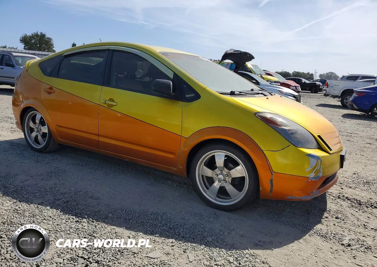 2005 Toyota Prius Base VIN:JTDKB20U953056316 - 4