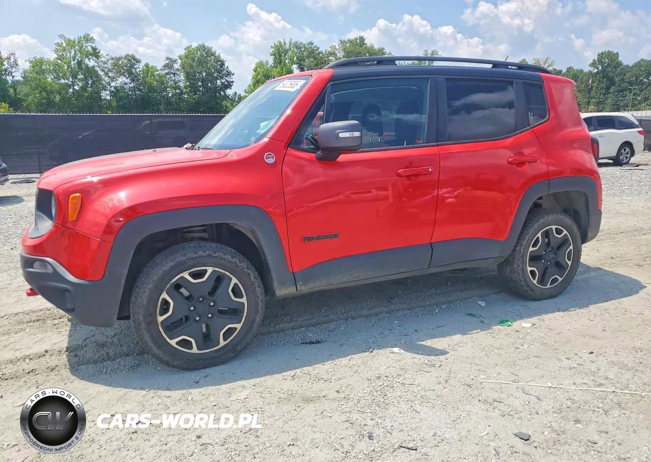 2016 Jeep Renegade Trailhawk – zdjęcie 1 z 13