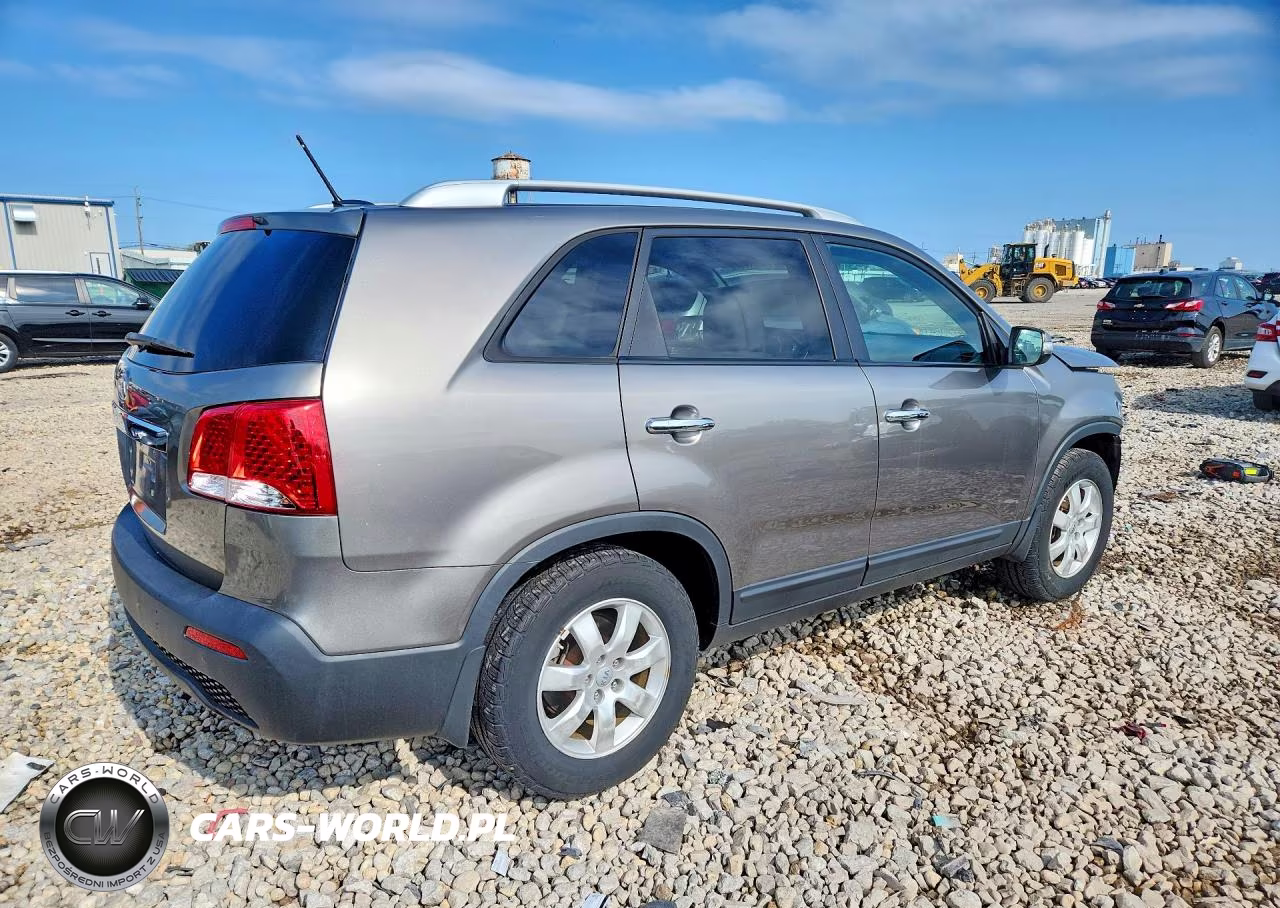 2012 Kia Sorento Lx VIN:5XYKT3A63CG254059 - 3