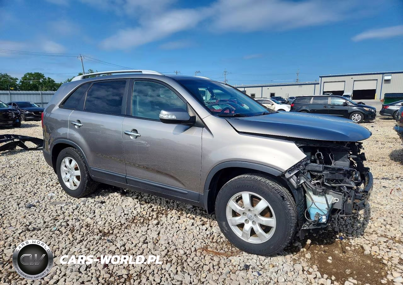 2012 Kia Sorento Lx VIN:5XYKT3A63CG254059 - 4