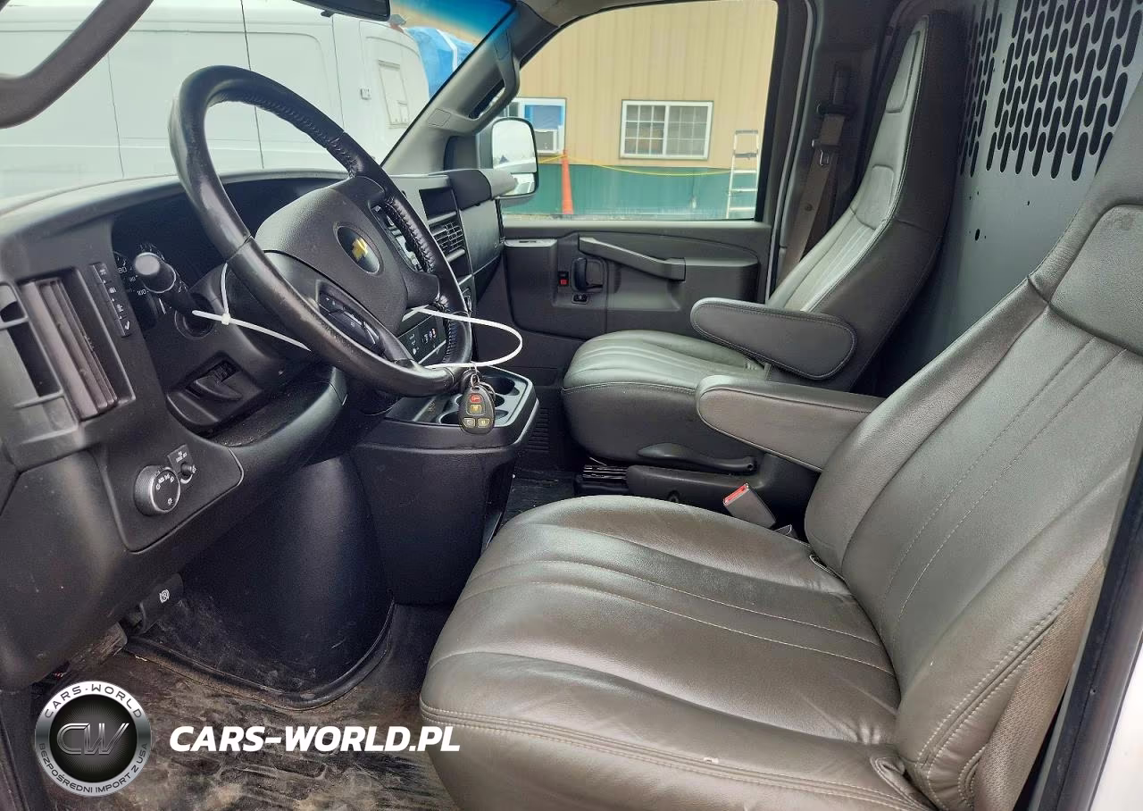 2020 Chevrolet Express G2500 VIN:1GCWGAFG3L1275831 - 7