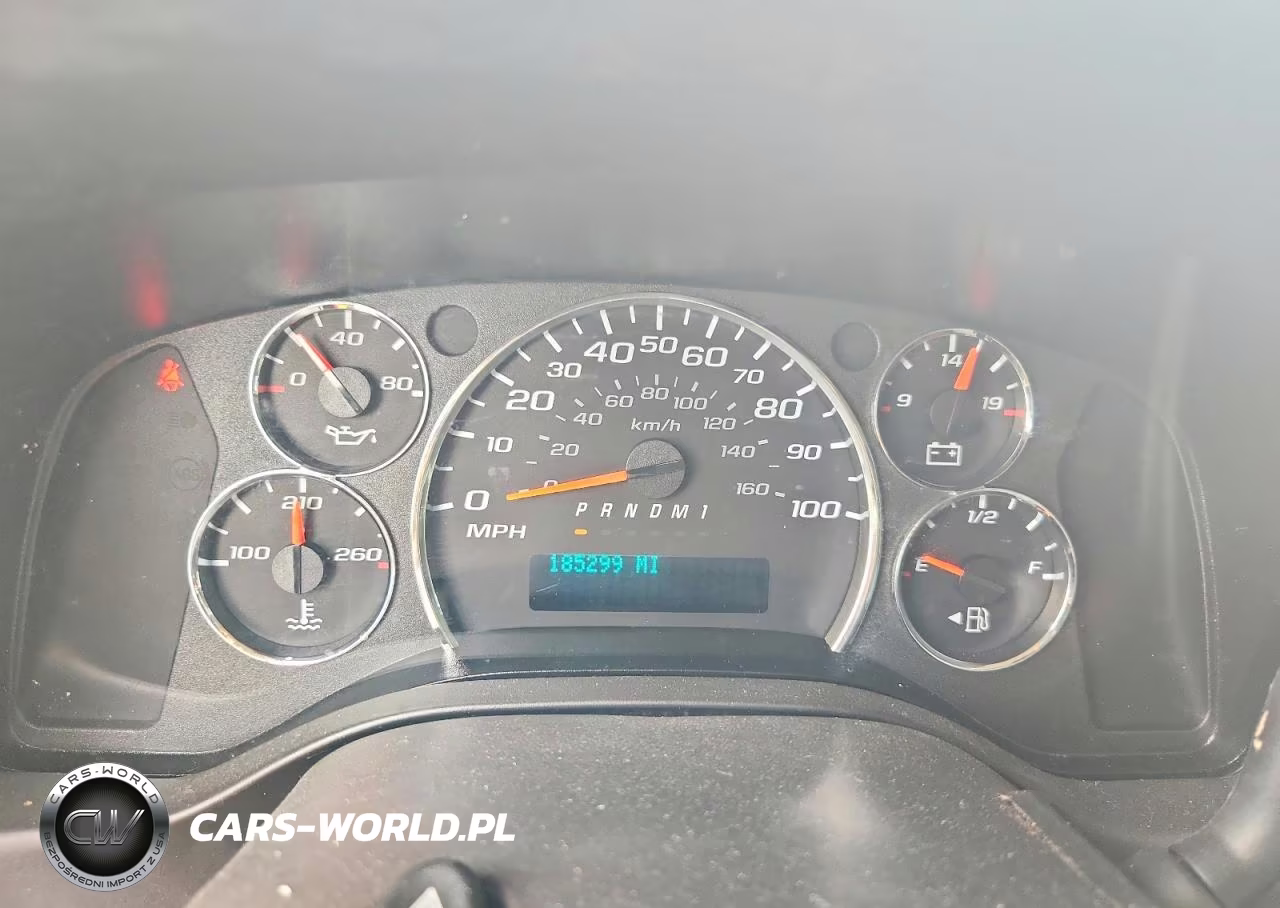 2020 Chevrolet Express G2500 VIN:1GCWGAFG3L1275831 - 9
