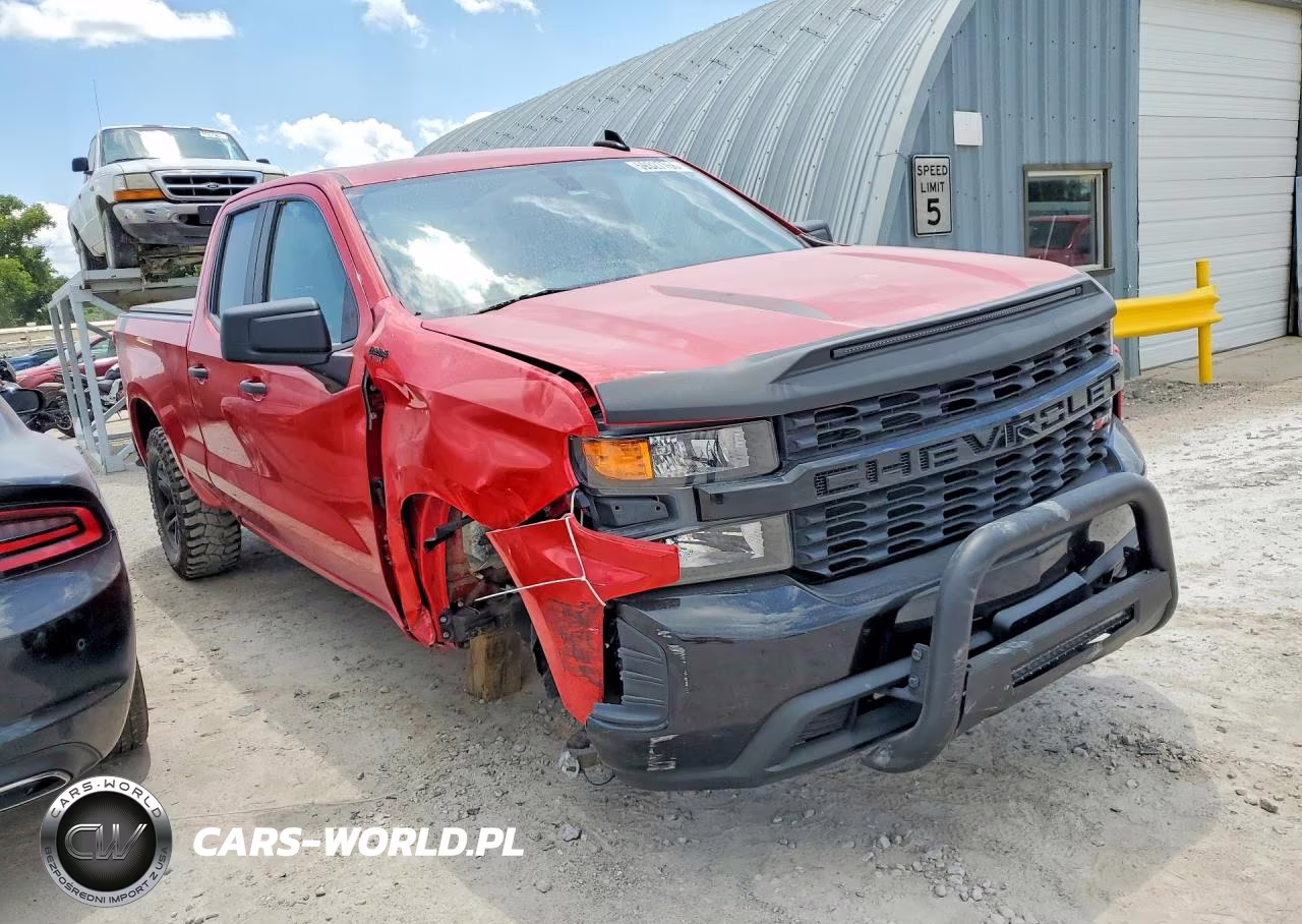 2019 Chevrolet Silverado K1500 Trail Boss Custom VIN:1GCRYCEF3KZ183309 - 4
