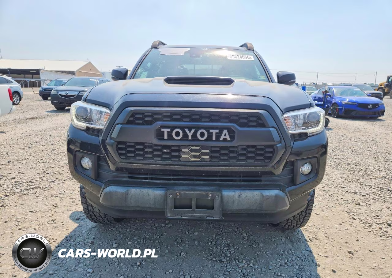 2018 Toyota Tacoma Trd Sport VIN:5TFCZ5AN1JX130954 - 5