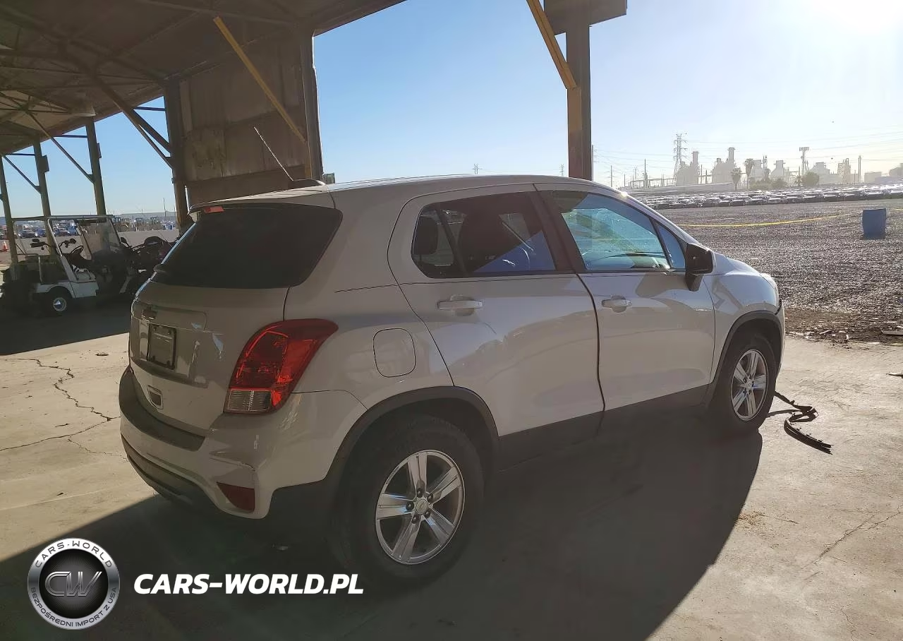 2020 Chevrolet Trax Ls VIN:3GNCJKSB8LL172392 - 3