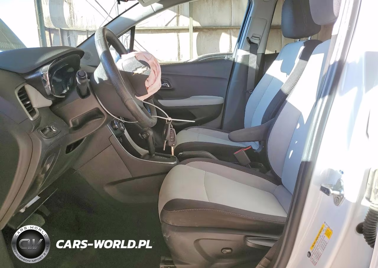 2020 Chevrolet Trax Ls VIN:3GNCJKSB8LL172392 - 7