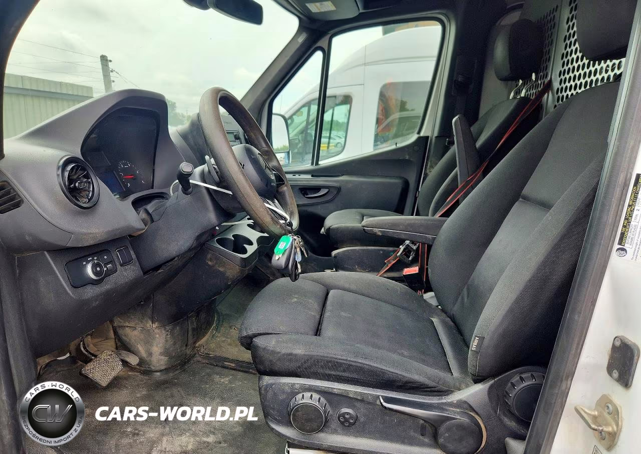 2019 Mercedes-Benz Sprinter 2500-3500 VIN:WD4PF0CD9KP160096 - 7
