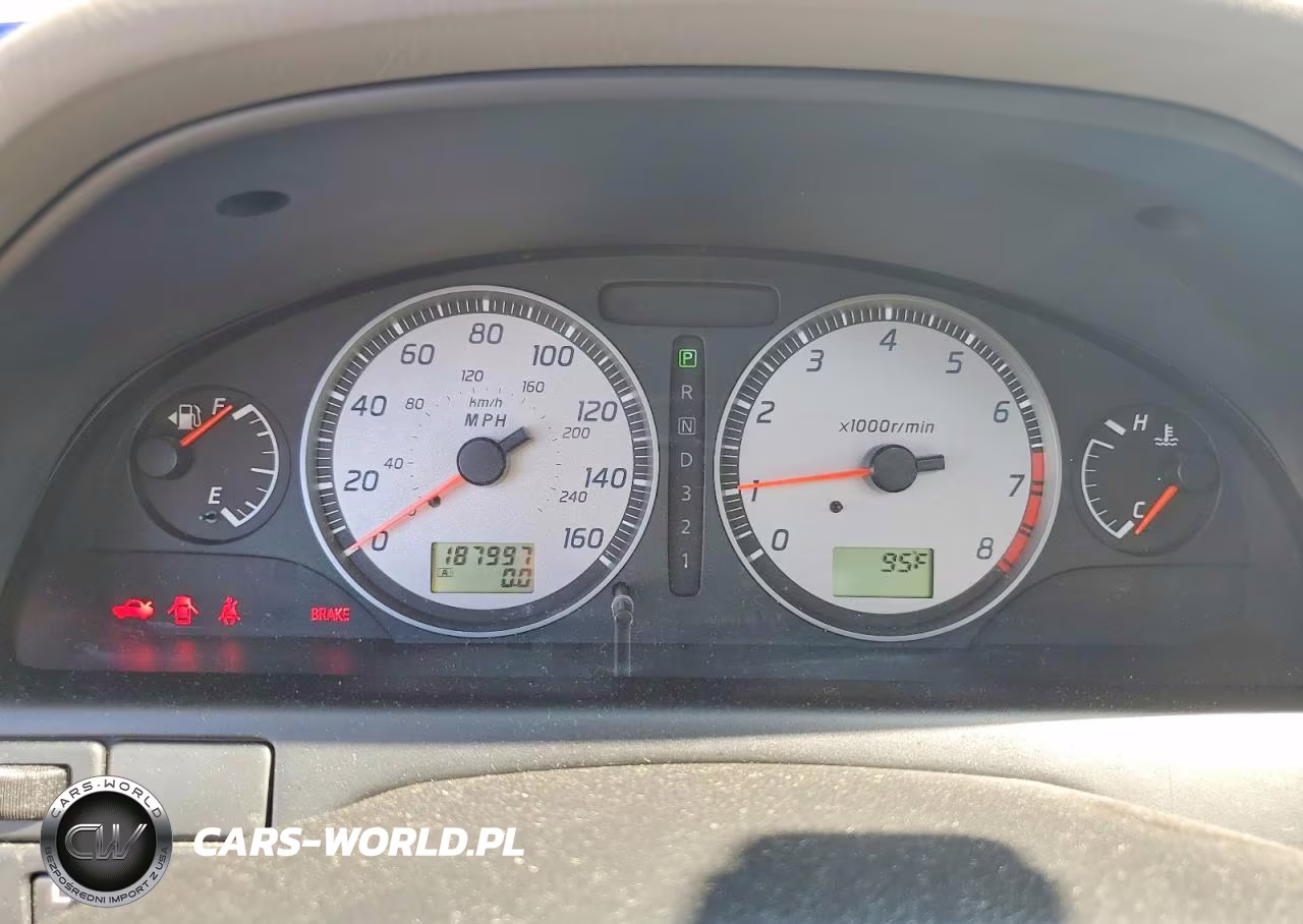 2002 Nissan Maxima Gxe VIN:JN1DA31D72T203148 - 9
