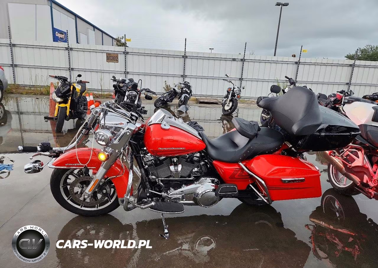 2017 Harley-Davidson Flhr Road King VIN:1HD1FBC12HB626165 - 3