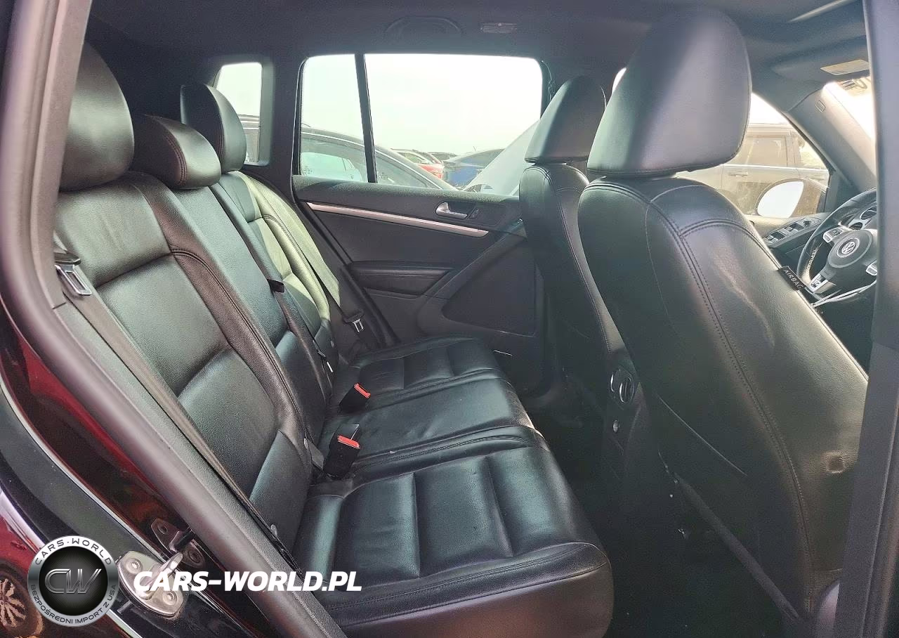 2014 Volkswagen Tiguan S VIN:WVGBV3AX8EW548285 - 10