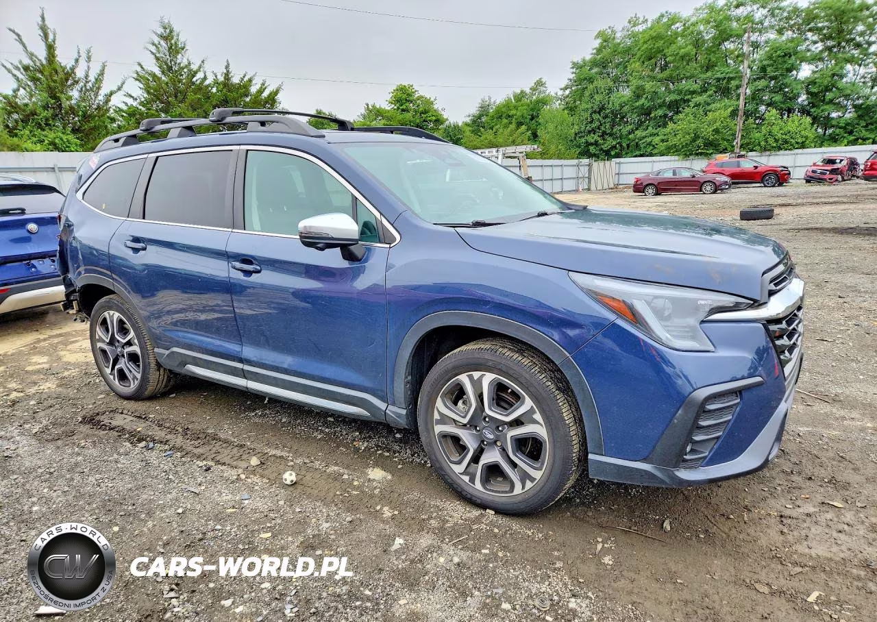 2023 Subaru Ascent Touring VIN:4S4WMARD7P3420921 - 4