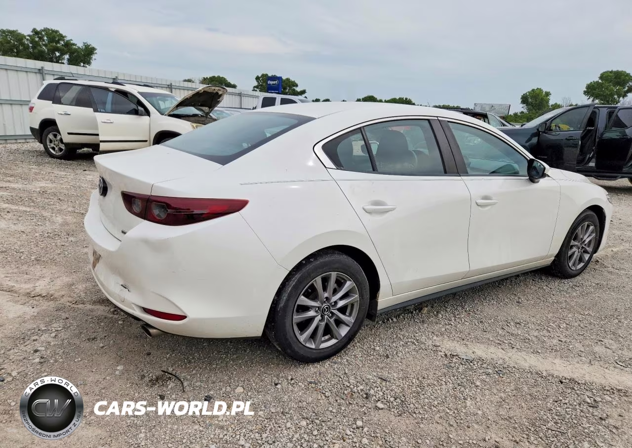 2021 Mazda 3 VIN:JM1BPAAL5M1328033 - 3