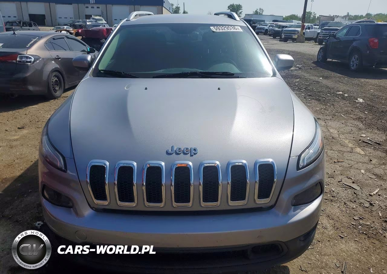 2014 Jeep Cherokee Latitude VIN:1C4PJLCB6EW158650 - 5