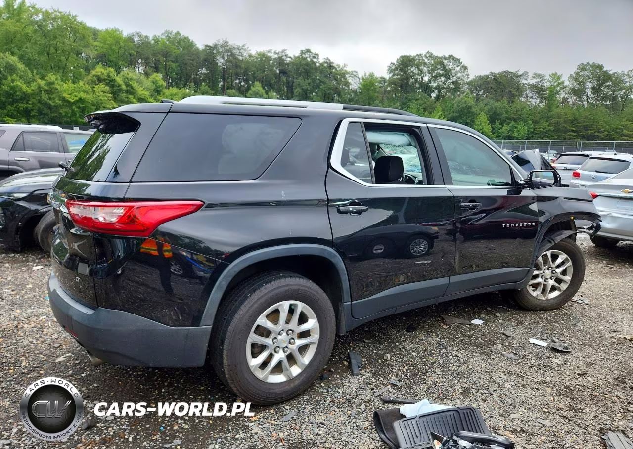 2018 Chevrolet Traverse Lt VIN:1GNERGKW2JJ186469 - 3