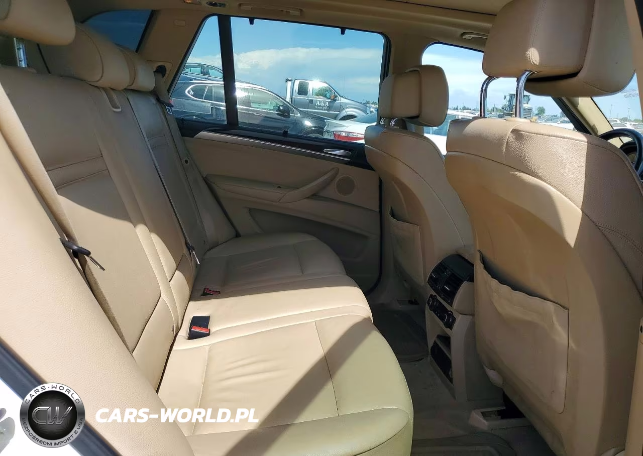2012 BMW X5 xDrive35I VIN:5UXZV4C59CL753437 - 11