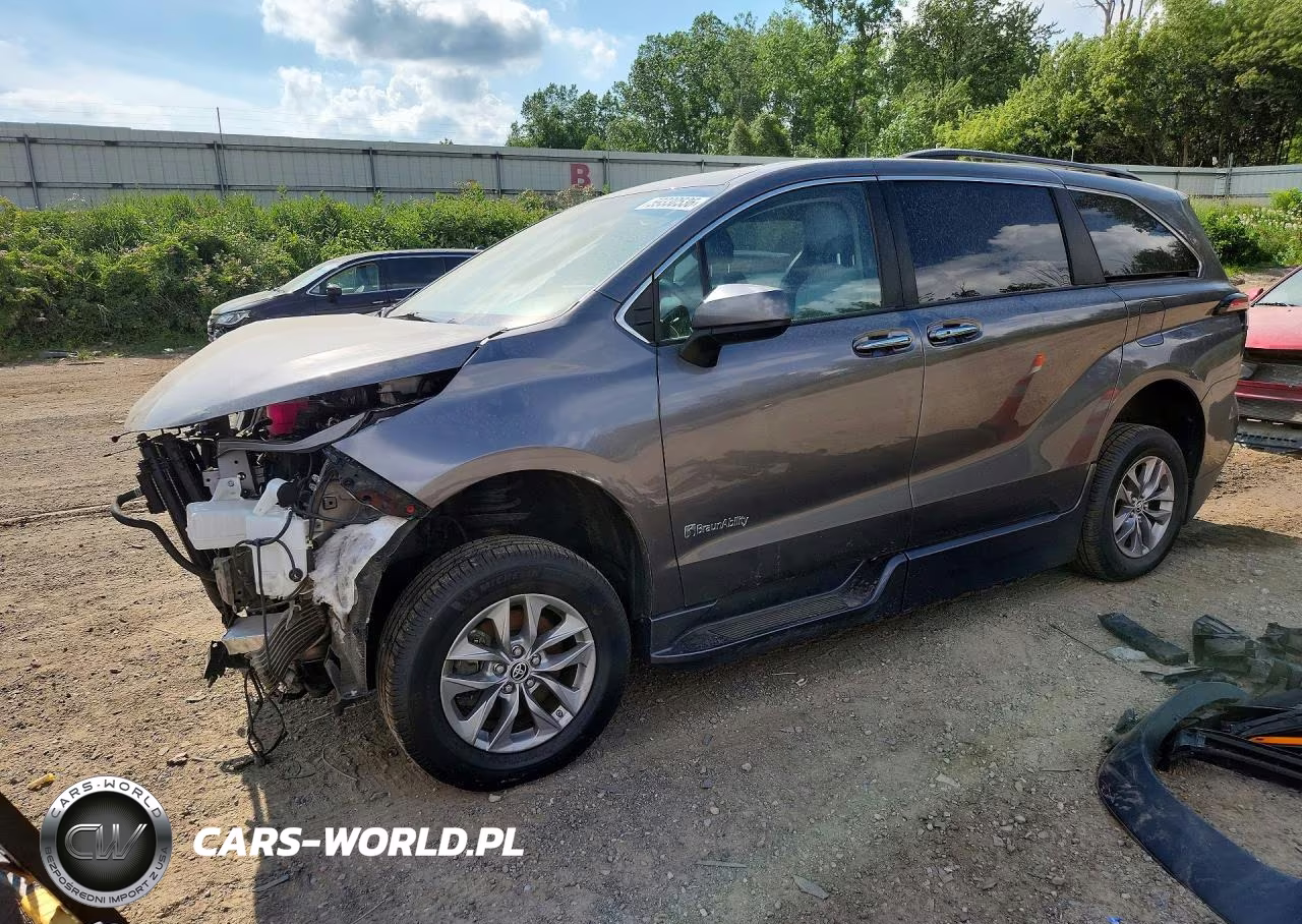 2022 Toyota Sienna Xle – zdjęcie 1 z 14