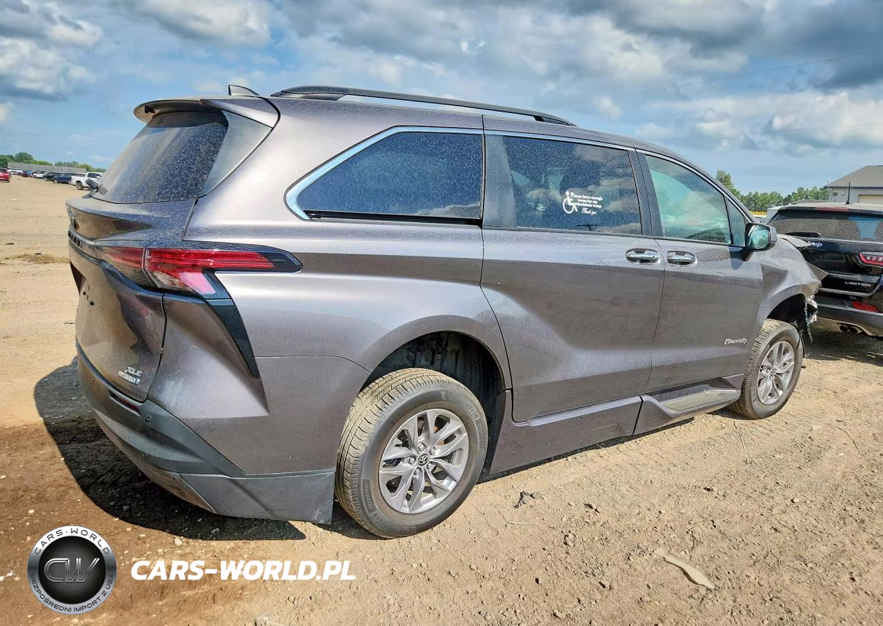 2022 Toyota Sienna Xle VIN:5TDJRKEC8NS123042 - 3