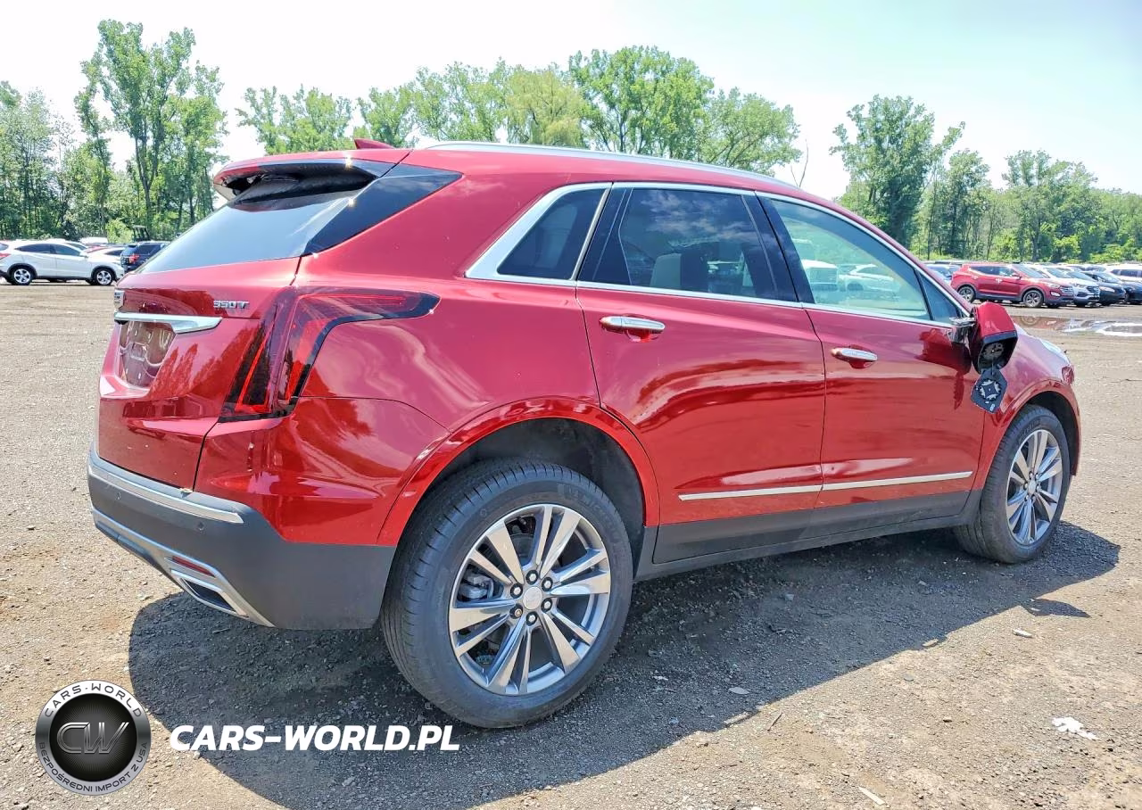 2025 Cadillac Xt5 Premium Luxury VIN:1GYKNDR43SZ146862 - 3