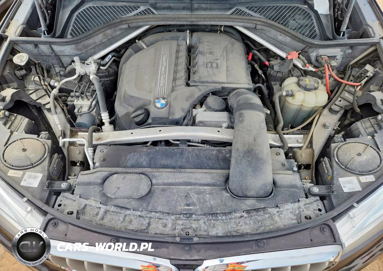 2017 BMW X5 xDrive35I VIN:5UXKR0C38H0V73825 - 12