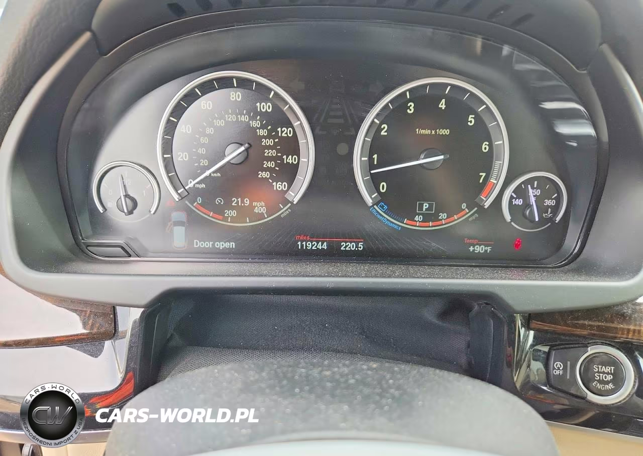2017 BMW X5 xDrive35I VIN:5UXKR0C38H0V73825 - 9