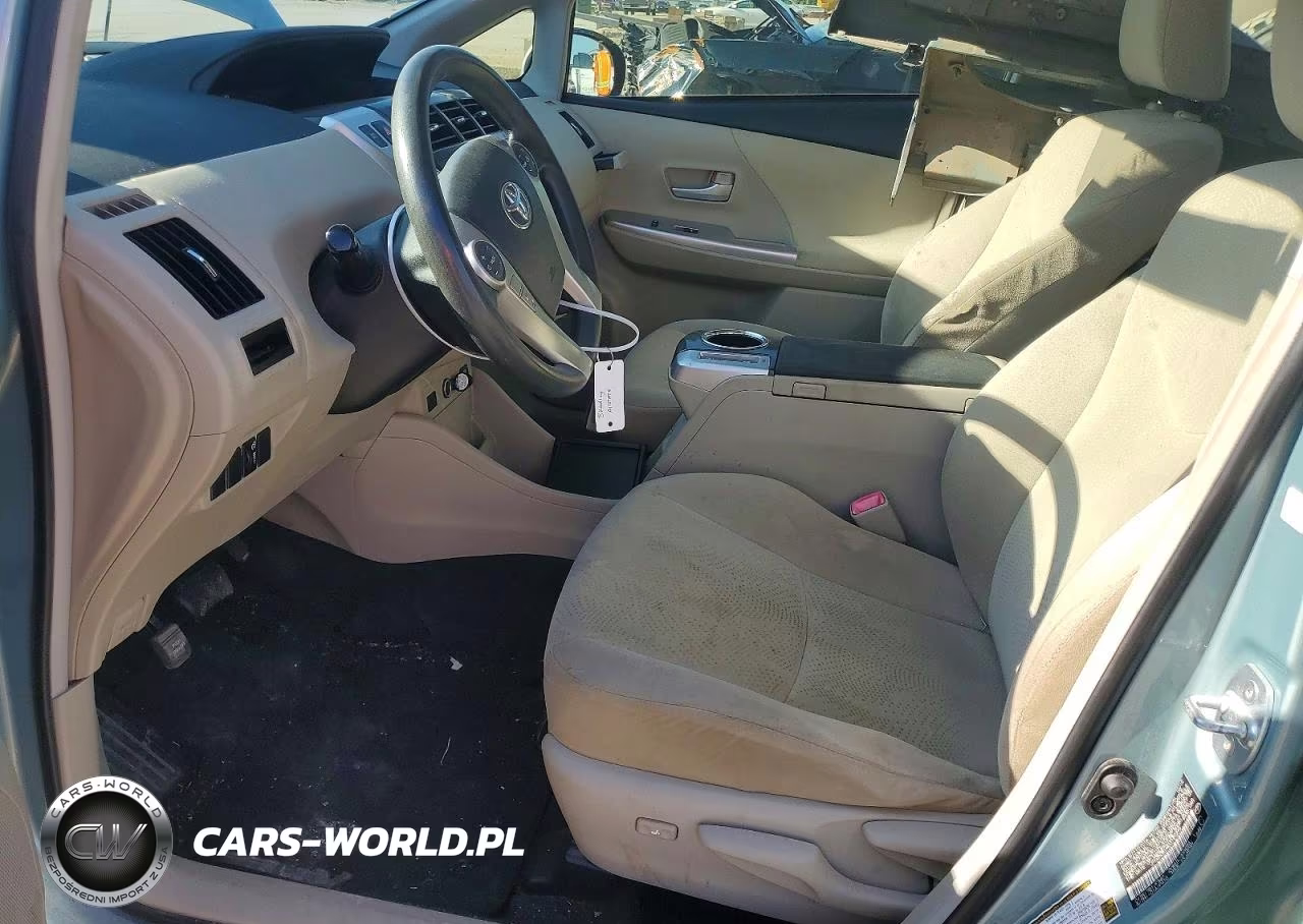 2013 Toyota Prius V Two VIN:JTDZN3EU4D3189245 - 7