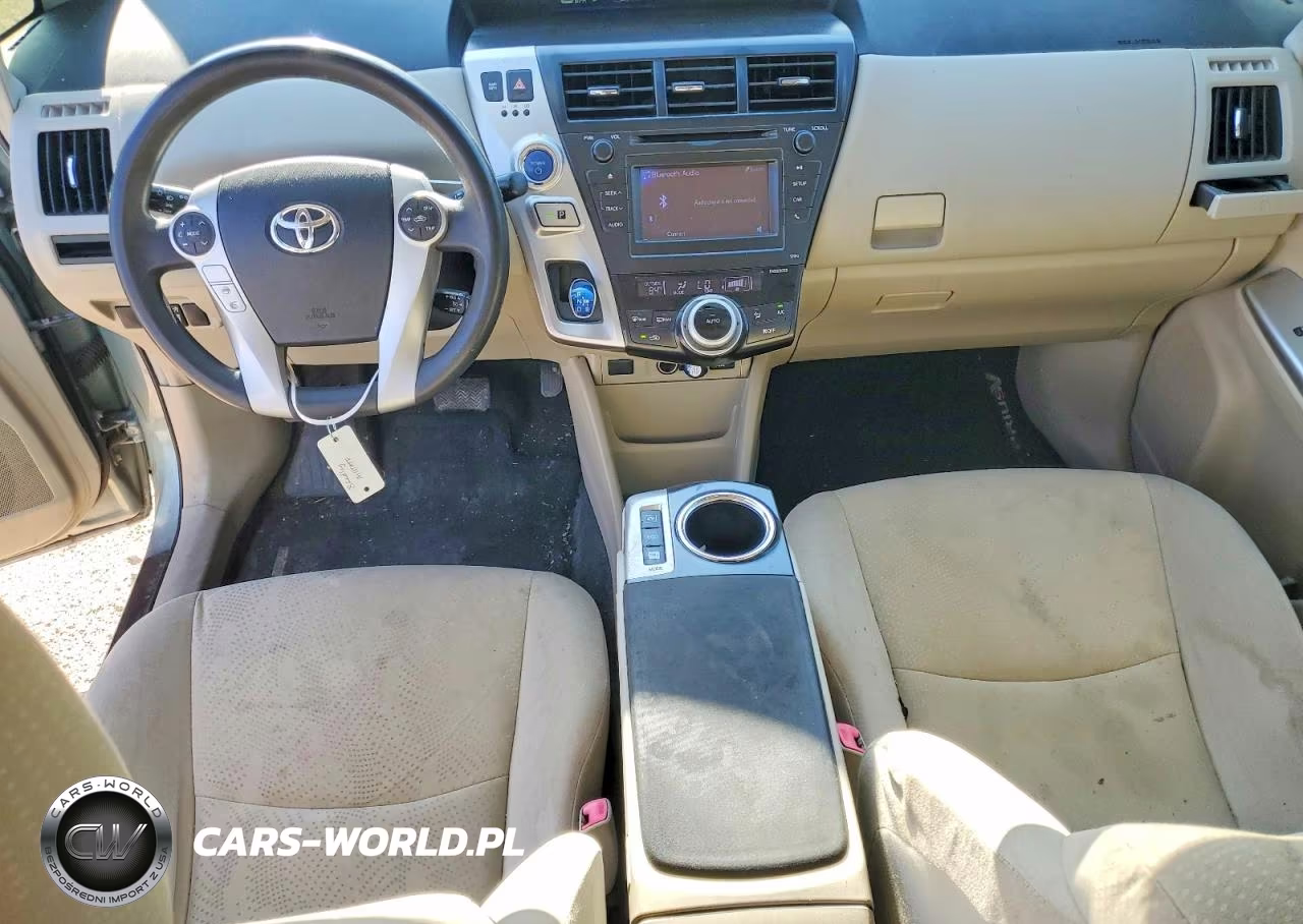 2013 Toyota Prius V Two VIN:JTDZN3EU4D3189245 - 8