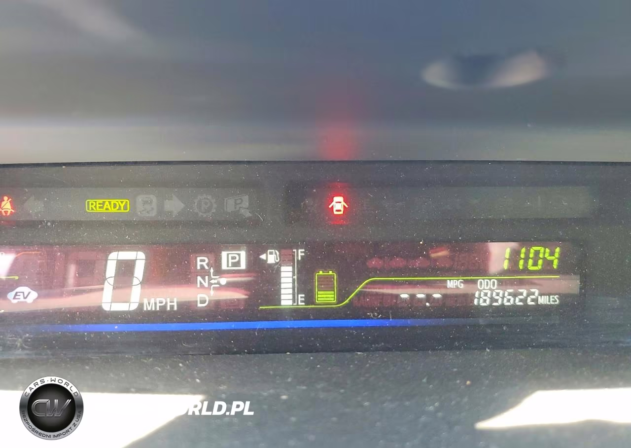2013 Toyota Prius V Two VIN:JTDZN3EU4D3189245 - 9
